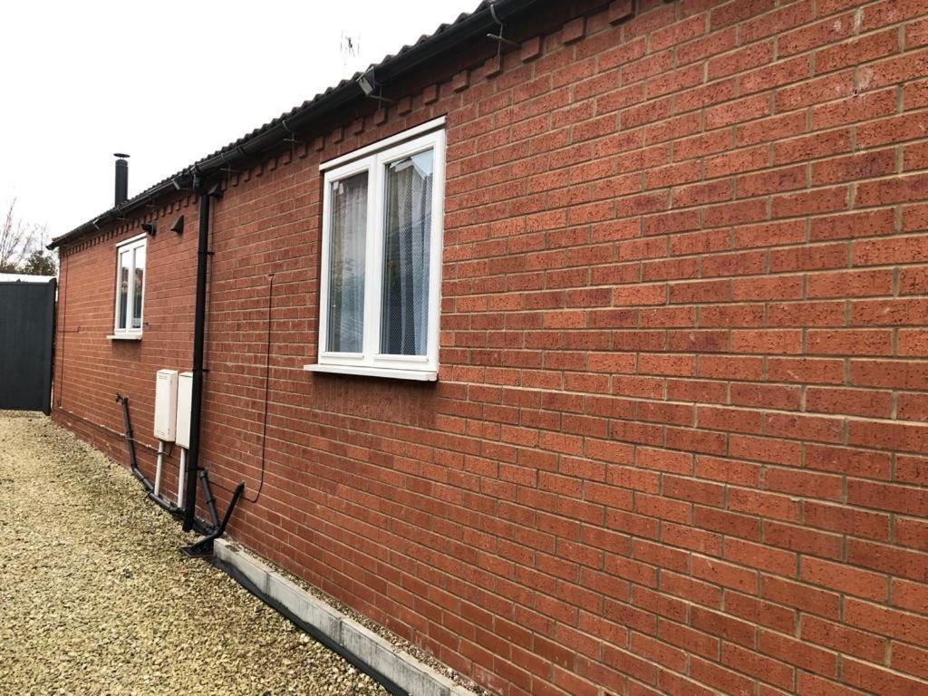 Cozy Lodge With Private Garden And Bbq Barton-upon-Humber エクステリア 写真